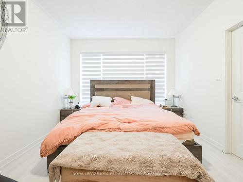 3192 Mintwood Circle, Oakville, ON - Indoor Photo Showing Bedroom