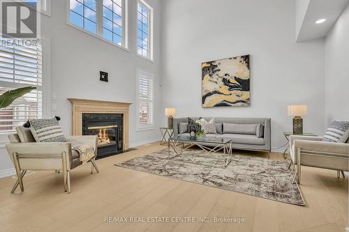 162 Stonehenge Drive, Hamilton, ON - Indoor Photo Showing Living Room With Fireplace