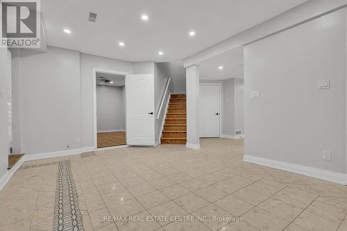 162 Stonehenge Drive, Hamilton, ON - Indoor