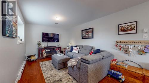 14 Myrick Place, Kilbride, NL - Indoor Photo Showing Living Room