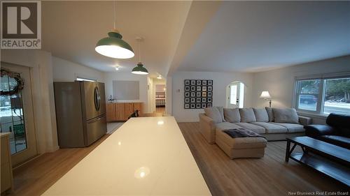 906 Millidge Avenue, Saint John, NB - Indoor Photo Showing Living Room