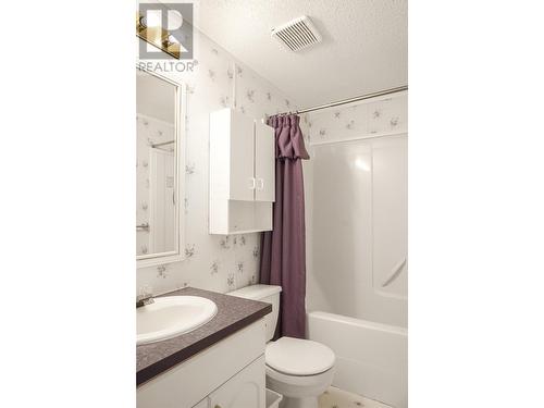 32 3889 Muller Avenue, Terrace, BC - Indoor Photo Showing Bathroom