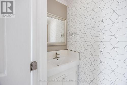 50 Bayview Drive, Greater Napanee, ON - Indoor Photo Showing Bathroom