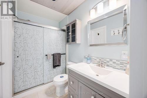 50 Bayview Drive, Greater Napanee, ON - Indoor Photo Showing Bathroom