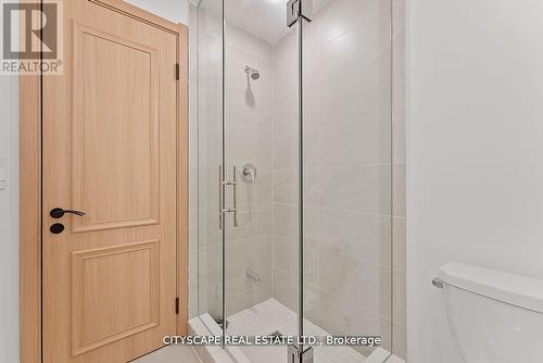 C2-307 - 3423 Sheppard Avenue E, Toronto, ON - Indoor Photo Showing Bathroom