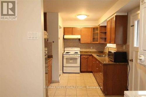 Upper - 11 Tindale Road, Brampton, ON - Indoor Photo Showing Kitchen