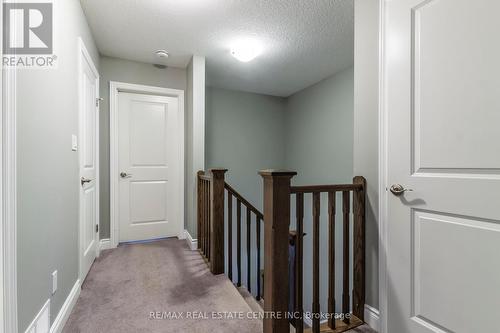 25 Jeffrey Drive, Guelph (Grange Hill East), ON - Indoor Photo Showing Other Room