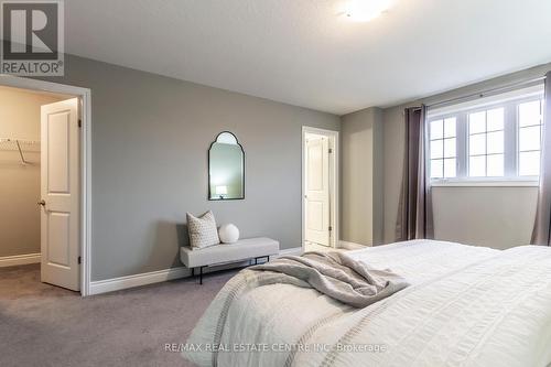 25 Jeffrey Drive, Guelph (Grange Hill East), ON - Indoor Photo Showing Bedroom