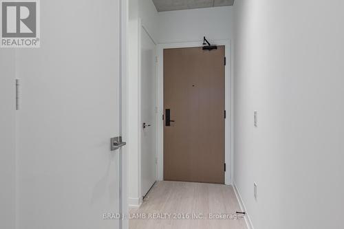 1005 - 195 Mccaul Street, Toronto, ON - Indoor Photo Showing Other Room