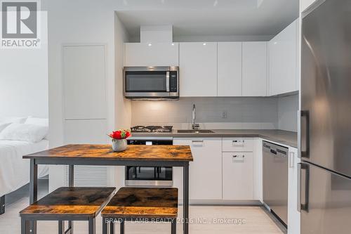 1005 - 195 Mccaul Street, Toronto, ON - Indoor Photo Showing Kitchen With Stainless Steel Kitchen