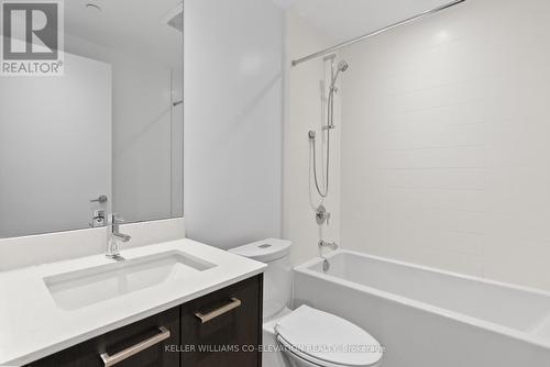 607 - 109 Vaughan Road, Toronto, ON - Indoor Photo Showing Bathroom