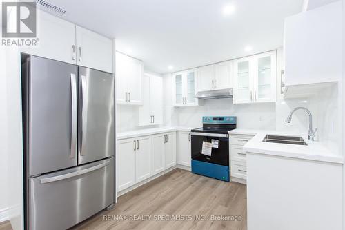 Bsmt - 1112 Solomon Court, Milton, ON - Indoor Photo Showing Kitchen