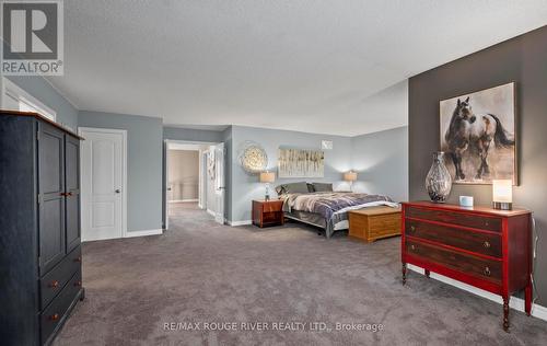 30 Ravenview Drive, Whitby, ON - Indoor Photo Showing Bedroom