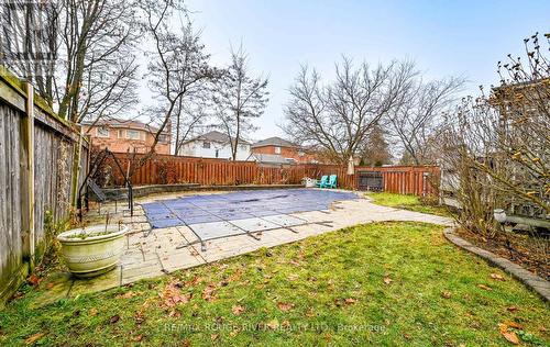 30 Ravenview Drive, Whitby, ON - Outdoor With Backyard