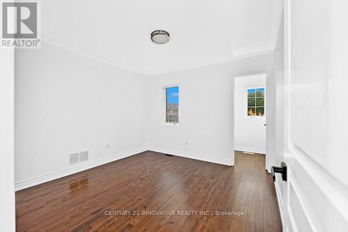 138 Alfred Paterson Drive, Markham, ON - Indoor Photo Showing Other Room