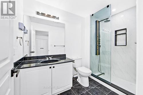 138 Alfred Paterson Drive, Markham, ON - Indoor Photo Showing Bathroom