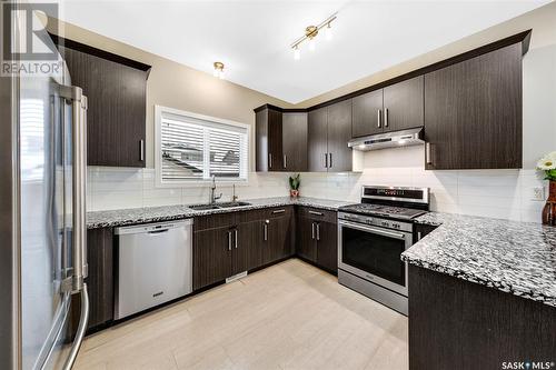 451 Secord Way, Saskatoon, SK - Indoor Photo Showing Kitchen With Upgraded Kitchen