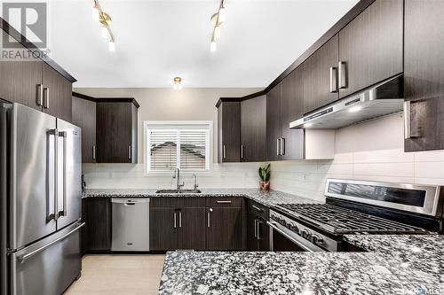 451 Secord Way, Saskatoon, SK - Indoor Photo Showing Kitchen With Upgraded Kitchen