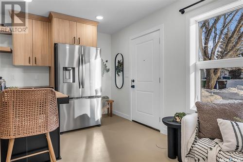 415 I Avenue S, Saskatoon, SK - Indoor Photo Showing Kitchen