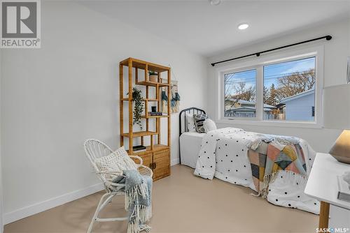 415 I Avenue S, Saskatoon, SK - Indoor Photo Showing Bedroom