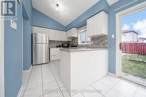 108 Black Forest Drive, Brampton, ON - Indoor Photo Showing Kitchen