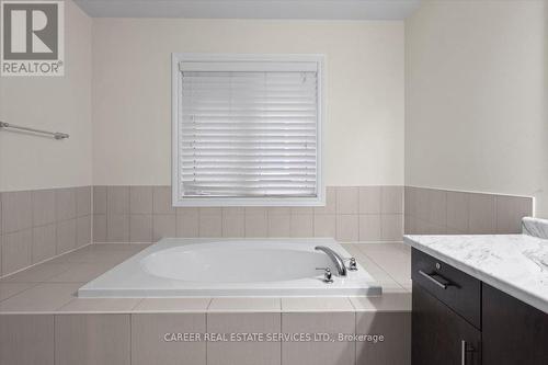 149 Sharavogue Avenue, Oshawa (Windfields), ON - Indoor Photo Showing Bathroom