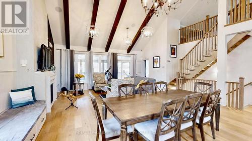 2501 Lakeshore Drive, Ramara, ON - Indoor Photo Showing Dining Room