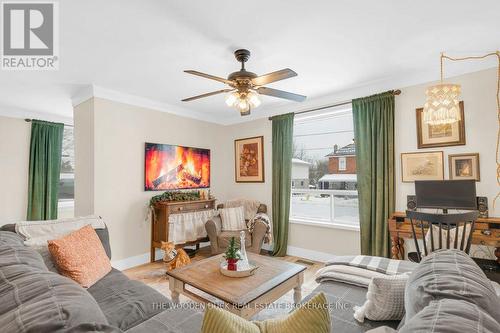 25 Marmora Street, Centre Hastings, ON - Indoor Photo Showing Living Room