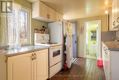 2 - 7214 County Rd 18 Road, Alnwick/Haldimand, ON - Indoor Photo Showing Kitchen With Double Sink