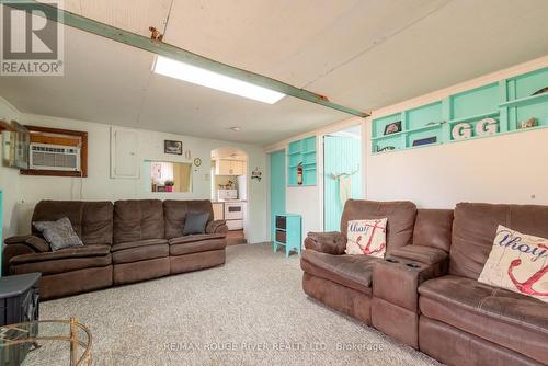 2 - 7214 County Rd 18 Road, Alnwick/Haldimand, ON - Indoor Photo Showing Living Room