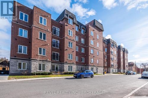 220 - 501 Frontenac Street, Kingston (East Of Sir John A. Blvd), ON - Outdoor With Facade