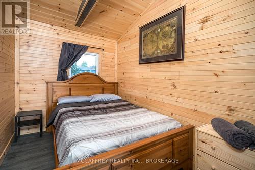 4113 County Rd 9, Greater Napanee, ON - Indoor Photo Showing Bedroom