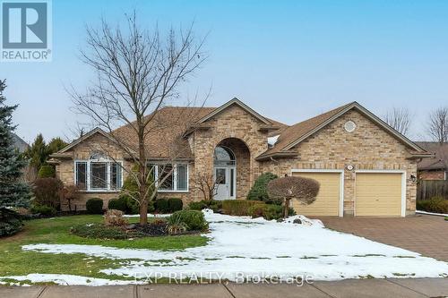 129 Simcoe Avenue, Middlesex Centre (Komoka), ON - Outdoor With Facade