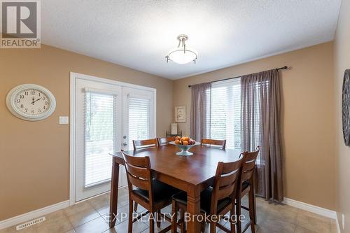 129 Simcoe Avenue, Middlesex Centre (Komoka), ON - Indoor Photo Showing Dining Room