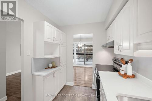 304 - 158C Mcarthur Avenue, Ottawa, ON - Indoor Photo Showing Kitchen