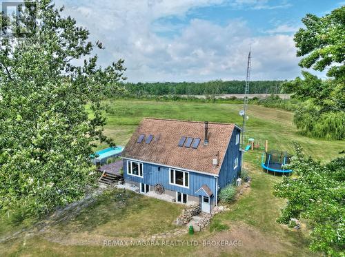 490 Mathews Road N, Fort Erie (336 - Point Abino), ON - Outdoor