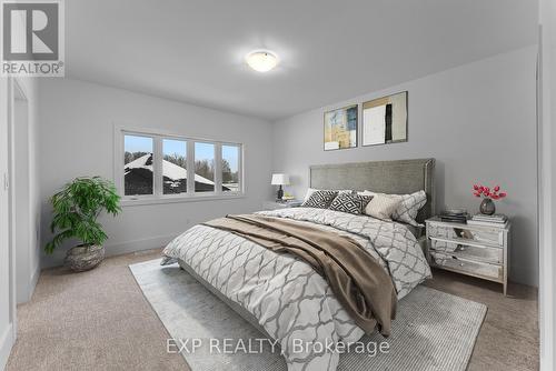 74 Marie Street, Pelham (662 - Fonthill), ON - Indoor Photo Showing Bedroom