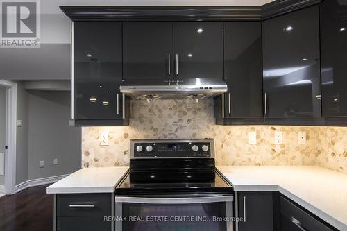 Bsmt - 467 Huntington Ridge Drive, Mississauga, ON - Indoor Photo Showing Kitchen With Upgraded Kitchen