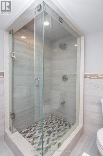 Bsmt - 467 Huntington Ridge Drive, Mississauga, ON - Indoor Photo Showing Bathroom