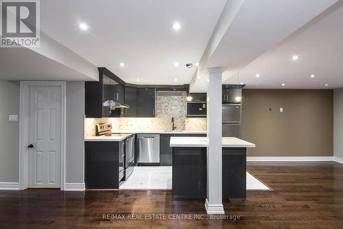 Bsmt - 467 Huntington Ridge Drive, Mississauga, ON - Indoor Photo Showing Kitchen With Upgraded Kitchen