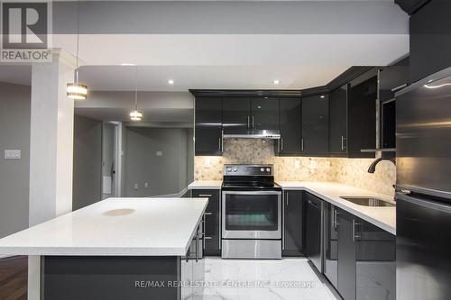 Bsmt - 467 Huntington Ridge Drive, Mississauga, ON - Indoor Photo Showing Kitchen