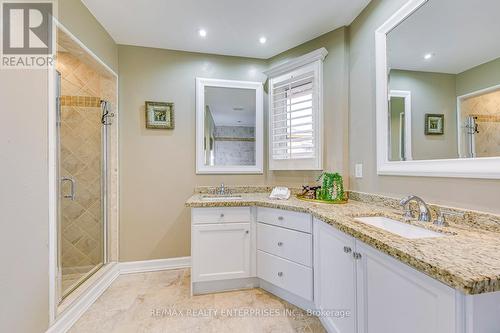 2892 Arlington Drive, Oakville, ON - Indoor Photo Showing Bathroom