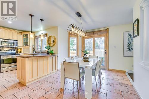 2892 Arlington Drive, Oakville, ON - Indoor Photo Showing Other Room