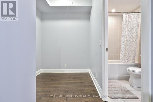 404 - 15 Zorra Street, Toronto, ON - Indoor Photo Showing Bathroom