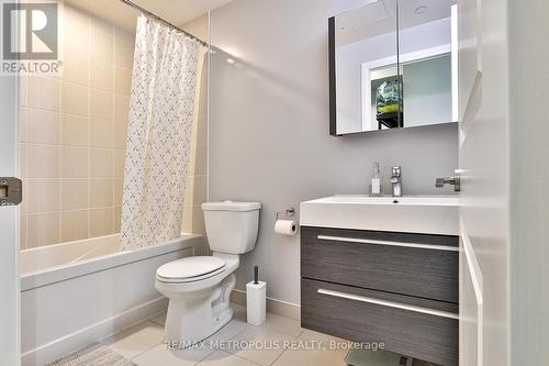 404 - 15 Zorra Street, Toronto, ON - Indoor Photo Showing Bathroom