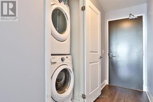 404 - 15 Zorra Street, Toronto, ON - Indoor Photo Showing Laundry Room