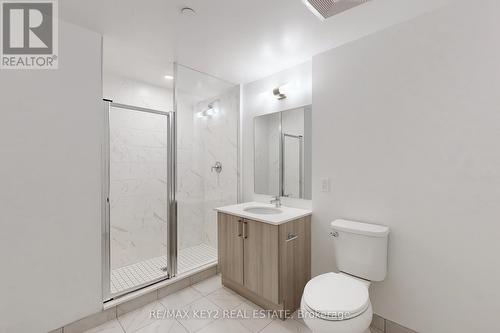 302 - 556 Marlee Avenue, Toronto, ON - Indoor Photo Showing Bathroom