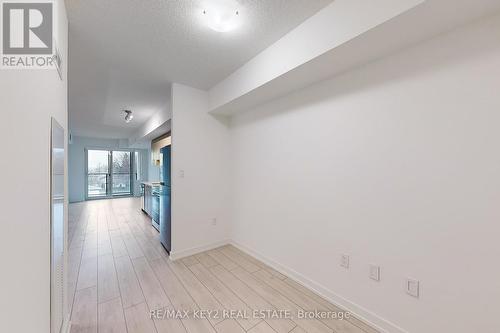 302 - 556 Marlee Avenue, Toronto, ON - Indoor Photo Showing Other Room