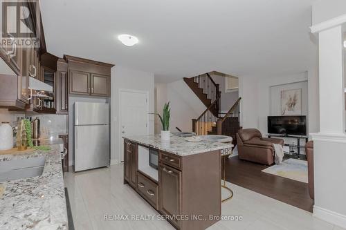 12 Enclave Trail, Brampton, ON - Indoor Photo Showing Kitchen