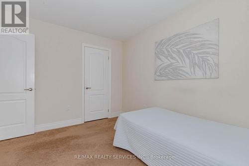 12 Enclave Trail, Brampton, ON - Indoor Photo Showing Bedroom